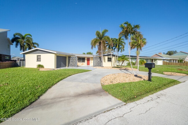 Photo - 401 Milford Point Dr