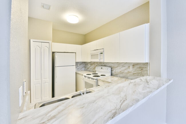 Photo - 1663 SE 29th St # 109 Unit 109
