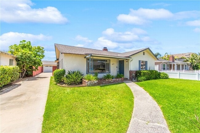 Photo - 454 N Shattuck Pl