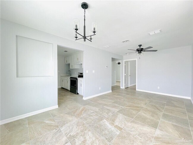 7 Northridge Ave Unidad D
