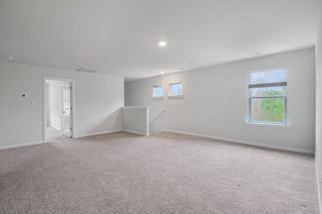 Photo - Gorgeous Newer Construction In Sneads Ferry!!