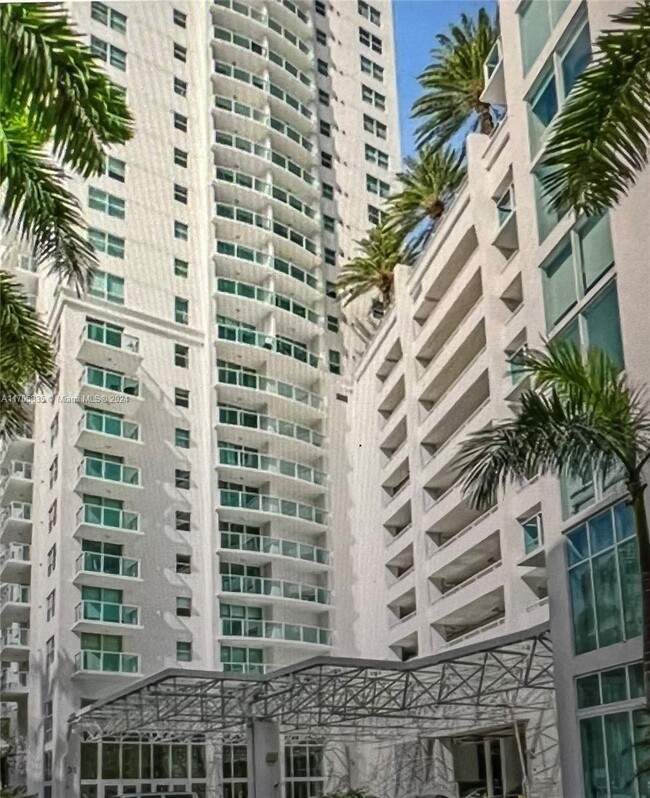 Photo - 31 SE 5th St Condominio Unidad 2308