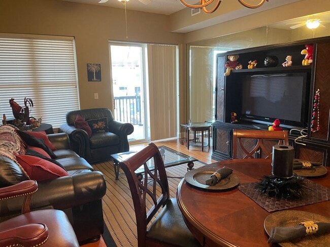 Photo - 1 bdrm at The Spur