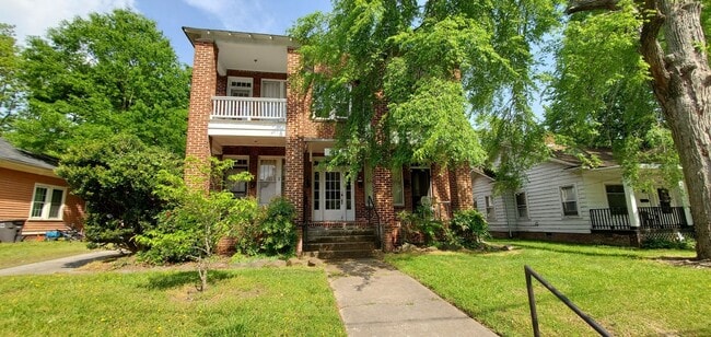 Building Photo - 416 N Cedar St Unit Apt. #4