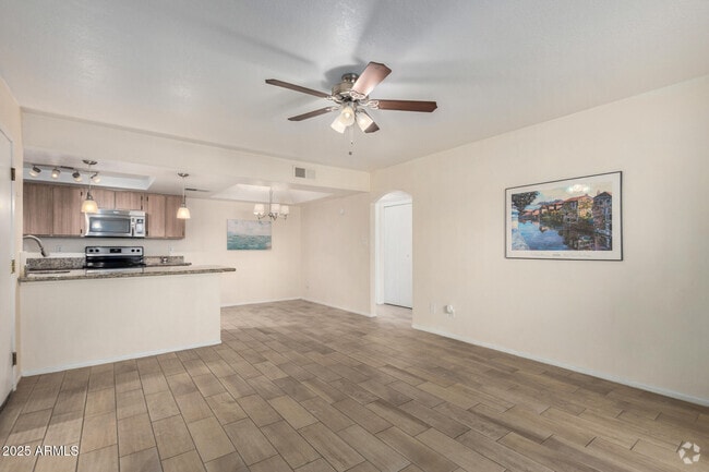 Building Photo - 1125 E Broadway Rd Unit 102 Rental