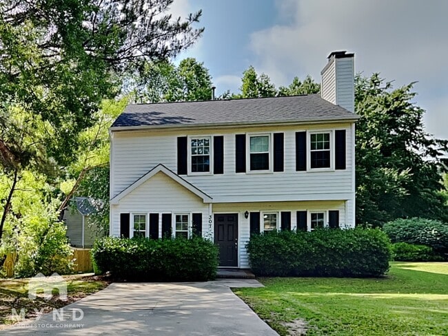Photo - 307 Laurens Way House