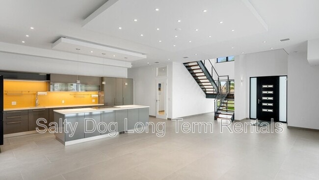 Photo - 3001 John Anderson Dr