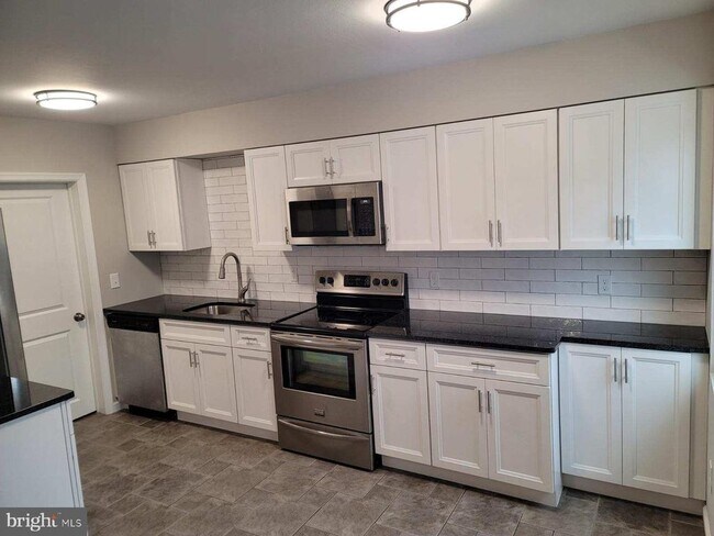 Photo - 22 Mimosa Ct