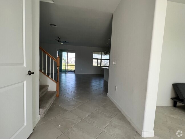 Building Photo - 2585 Kona Wy Rental