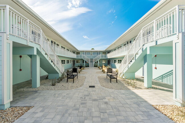 Building Photo - 120 Central Rd Unit 218 Rental