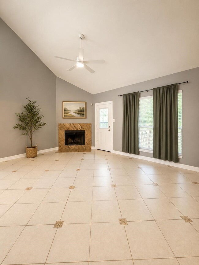 Photo - 18315 Brenwood Manor Dr