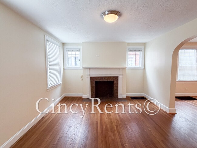 Photo - 3434 Ault View Ave