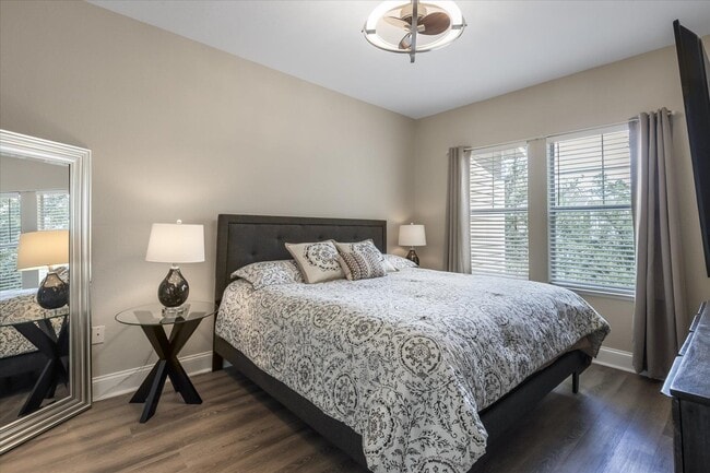 Photo - 2801 Chancellorsville Dr Unidad 436