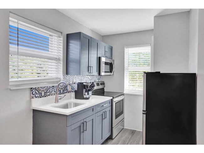 Photo - 50 Davie Blvd Unidad SI FL2-ID1504004P