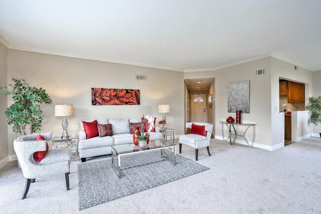 530 Shorebird Cir