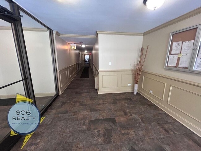 Photo - 7300 W North Ave