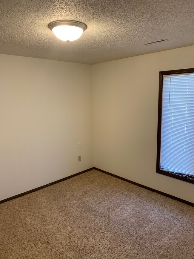 Photo - 2126 Kyle Ln Unidad 1