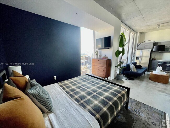 Building Photo - 151 SE 1st St Unit 1606 Rental