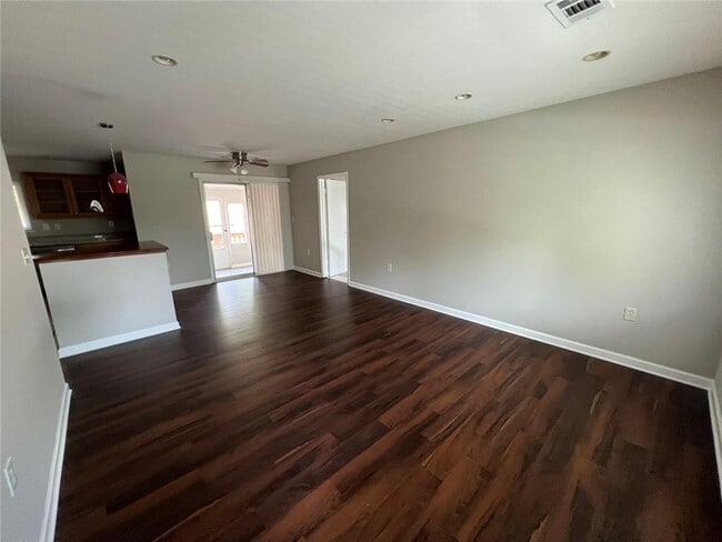 Photo - 3920 Spanish Oak Dr