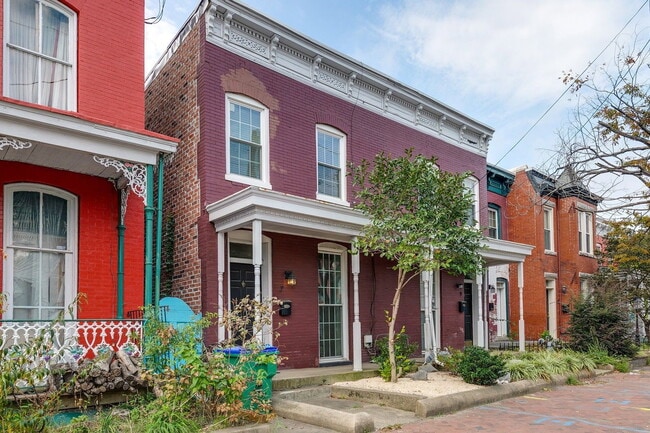 Photo - 7 W Leigh St