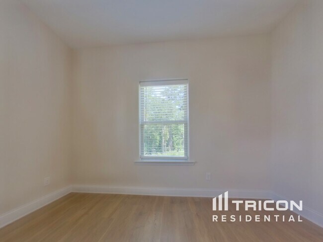 Photo - 446 Cantrell Dr