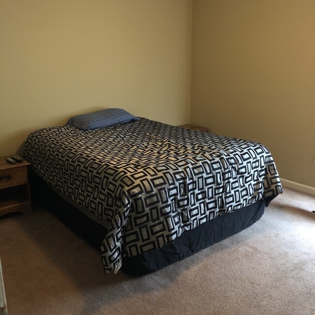 Photo - 112 Eagle Pt Lp