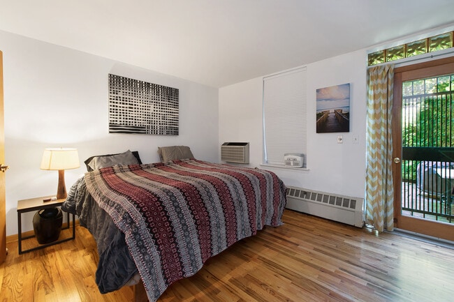 Photo - 115 W 130th St