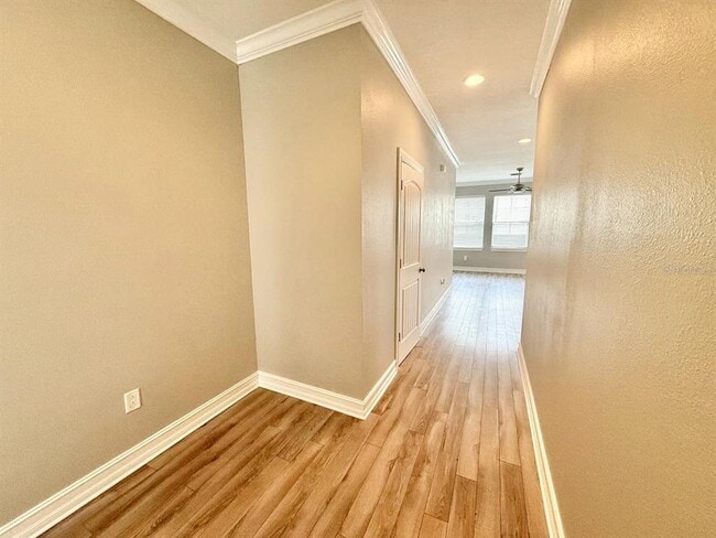 Photo - 6921 Interbay Blvd