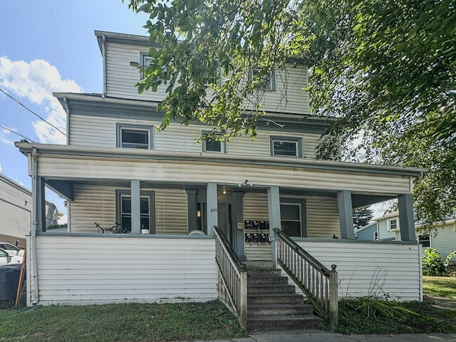 Building Photo - 334 Beakes St Unit #3 Rental