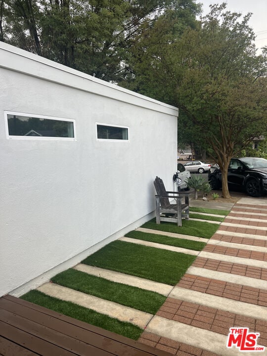 Photo - 7040 Semrad Rd