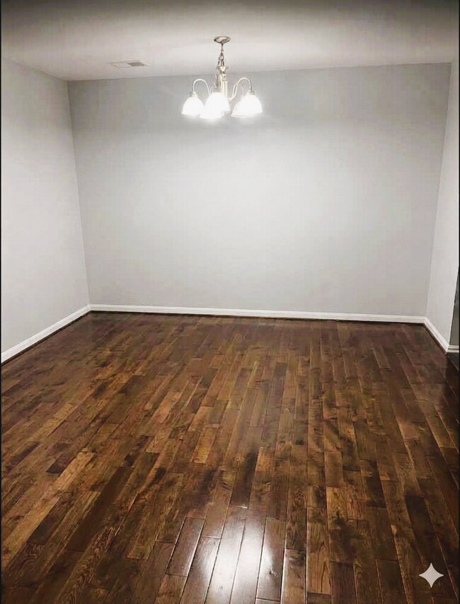 Comedor - 10024 Vanderbilt Cir Unidad 8