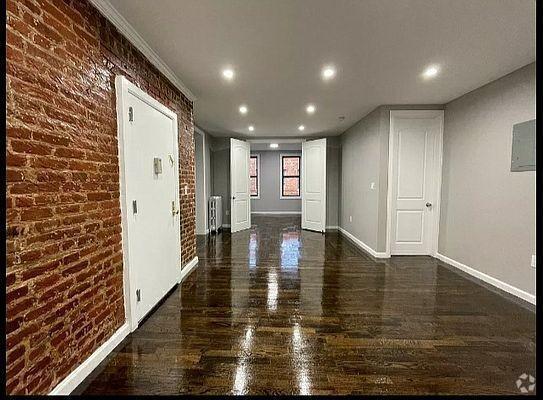 Building Photo - 3 bedroom in BRONX NY 10463 Unit 44C Rental