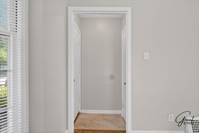 Photo - $1600 3 bedroom Redford bungalow