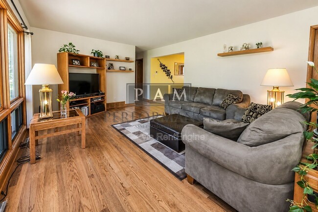 Photo - 11407 W Mt Vernon Ave