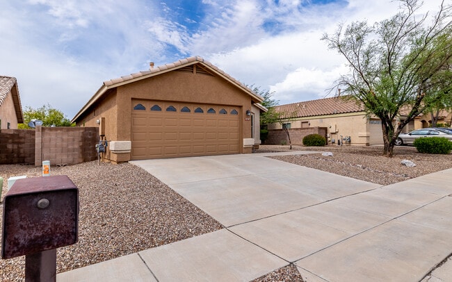 Photo - 10397 E Rose Hill St