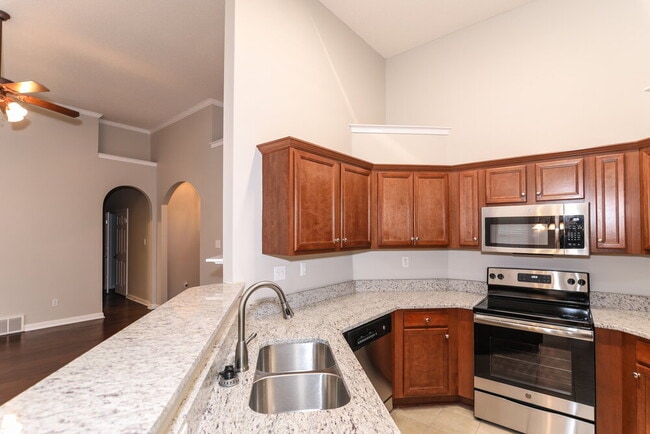 Photo - 9921 Greenalder Cove N