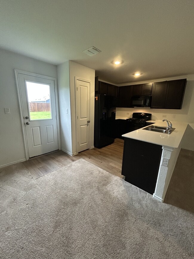 2422 Fullmoon Dr