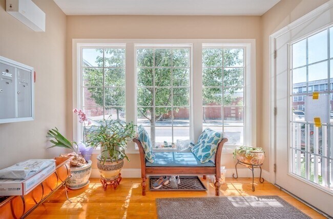 Photo - 467 Somerville Ave Unit 467