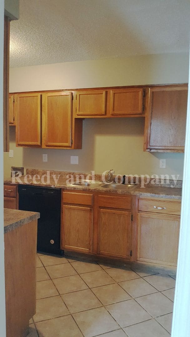 Photo - 2831 Gruber Dr