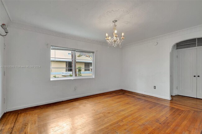 Photo - 846 Jefferson Ave Unidad 7