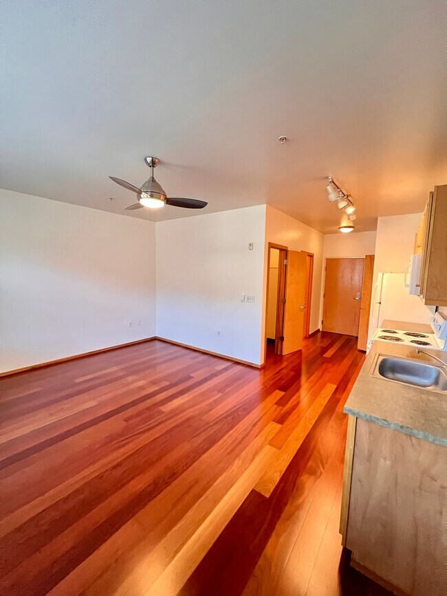 Photo - 3535 S Corbett Ave Unit 303
