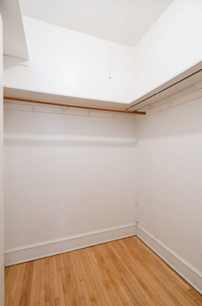 Photo - Loring Grove