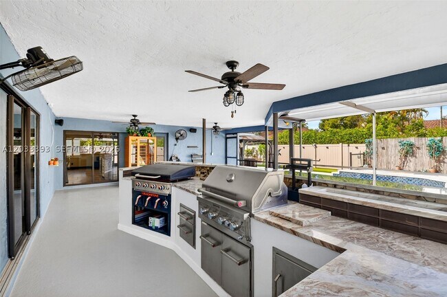 13808 Geranium Pl