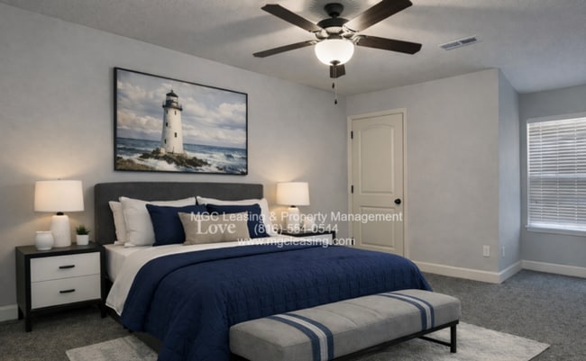Photo - Eagle Creek Townhome with primary bedroom and bath on 1st level! June Specials Available