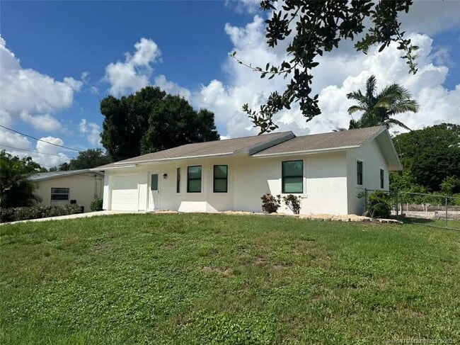 Building Photo - 3406 SW Feroe Ave Rental