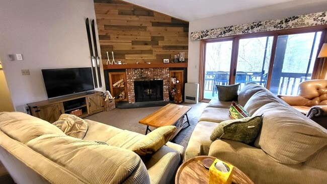 Photo - 63 Riverfront Dr Unit 225