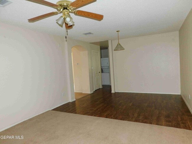 Photo - 3408 Blue Earth Ln