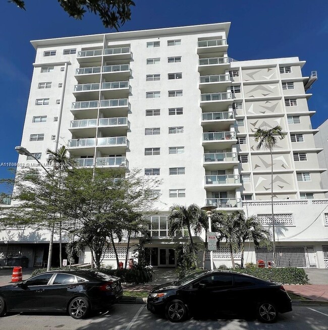 Photo - 1750 James Ave Condominio Unidad 7E