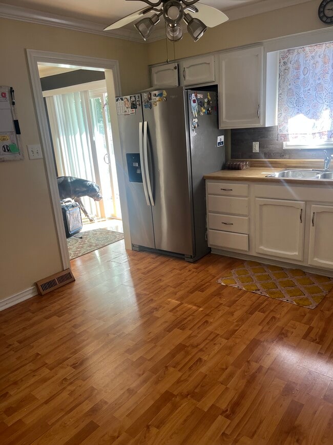 Building Photo - 6331 Broughton Ave