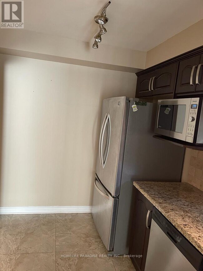 Photo - 3586 Indigo Crescent